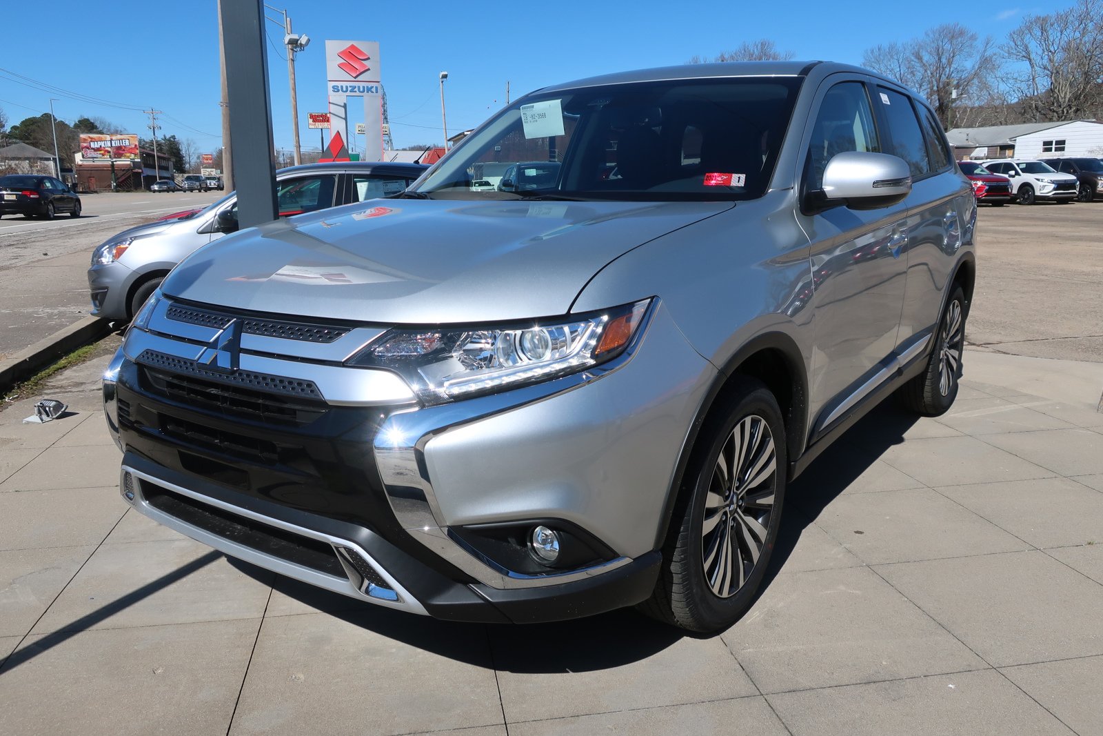 New 2020 Mitsubishi Outlander SE AWC 4WD Sport Utility